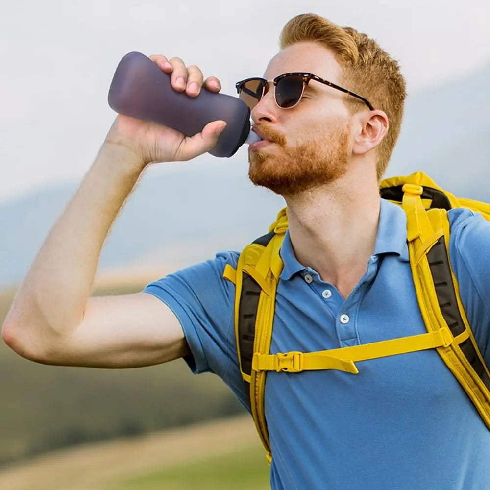 Handheld Collapsible Cycling Bottle 350ml Capacity Wide Mouth Hydration Bottle Silicone Soft Flask Gym