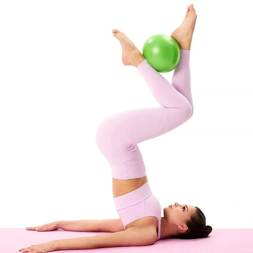 25cm Yoga Ball Exercise Gymnastic Fitness Pilates Ball Balance Exercise Gym Fitness Yoga Core Ball Indoor Training Equipment