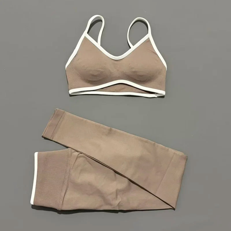 2Pcs HISTELLO Women's Seamless Yoga Fitness Set Ignite Sculpt Scrunch Leggings Strappy Halter Bra Gym Sports Fitness Outfit